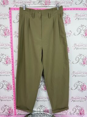 Smash + pants Tess Pleated Chinos in Olive